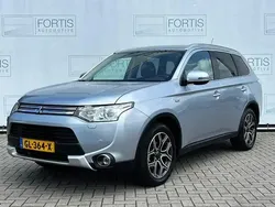 Grijs Gebruikt 2015 Mitsubishi Outlander P-HEV Edition SUV | € 15.500 (Goede deal)