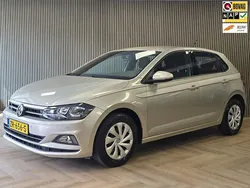 Grijs, metallic lak Gebruikt 2019 VW Polo Comfortline Hatchback | € 12.995 (Goede deal)
