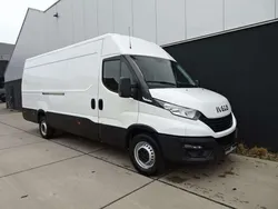 Wit Gebruikt 2019 Iveco Daily Van | € 32.670
