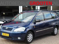 Blauw Gebruikt 2003 Toyota Avensis Verso Luna MPV | € 4.999