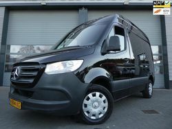 Zwart Gebruikt 2019 Mercedes Sprinter Van | € 24.450 (Eerlijke prijs)