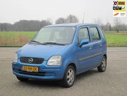 Blauw Gebruikt 2001 Opel Agila Comfort Hatchback | € 1.150 (Iets duurder)