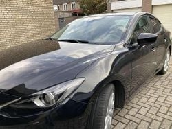 Zwart Gebruikt 2015 Mazda 3 Sedan | € 11.950 (Goede deal)