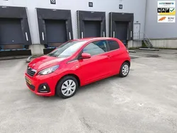 Rood Gebruikt 2015 Peugeot 108 Active Hatchback | € 4.895 (Eerlijke prijs)