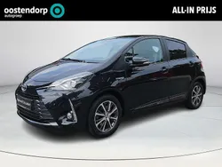 Zwart Gebruikt 2020 Toyota Yaris Hybrid Hatchback | € 19.949 (Iets duurder)