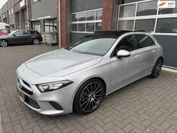 Grijs Gebruikt 2018 Mercedes A200 Premium Plus Hatchback | € 22.950 (Goede deal)
