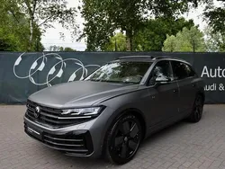 Grijs Gebruikt 2024 VW Touareg R-line SUV | € 83.950 (Iets duurder)