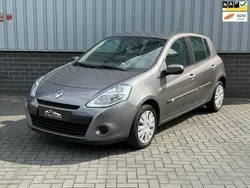 Grijs Gebruikt 2010 Renault Clio R.S. Authentique Hatchback | € 2.749 (Goede deal)