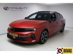 Rood Gebruikt 2024 Opel Astra Ultimate Stationwagen | € 28.950 (Goede deal)