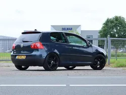 Blauw Gebruikt 2006 VW Golf V Hatchback | € 2.700 (Eerlijke prijs)