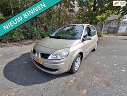 Beige Gebruikt 2008 Renault Scénic II Business MPV | € 2.699 (Eerlijke prijs)