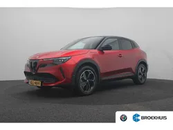 Rood Gebruikt 2024 Alfa Romeo Junior Edizione Speciale SUV | € 32.900