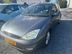 Grijs Gebruikt 2002 Ford Focus Trend Hatchback | € 1.599 (Eerlijke prijs)