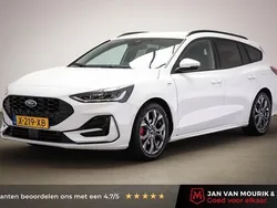 Wit Gebruikt 2024 Ford Focus ST-Line X Stationwagen | € 27.900 (Eerlijke prijs)