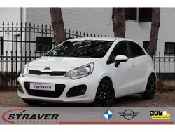 Wit Gebruikt 2013 Kia Rio Plus Hatchback | € 7.950 (Eerlijke prijs)