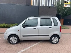 Grijs Gebruikt 2005 Suzuki Wagon R GLX Hatchback | € 1.550 (Goede deal)