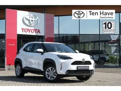 Wit Gebruikt 2024 Toyota Yaris Cross Active SUV | € 29.400 (Eerlijke prijs)