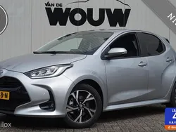 Grijs Nieuw 2025 Toyota Yaris Hybrid Hatchback | € 26.895 (Goede deal)