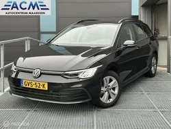 Zwart, metallic lak Gebruikt 2024 VW Golf VIII Life Stationwagen | € 29.900 (Iets duurder)