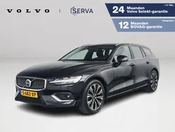 Zwart, metallic lak Gebruikt 2022 Volvo V60 Plus Stationwagen | € 38.995 (Eerlijke prijs)