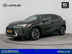 Groen Gebruikt 2024 Lexus UX 300h Luxury Line SUV | € 47.450