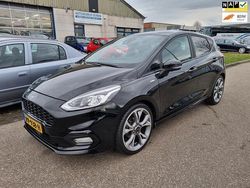 Zwart Gebruikt 2018 Ford Fiesta ST-Line Hatchback | € 8.999 (Goede deal)
