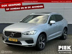 Grijs, metallic lak Gebruikt 2019 Volvo XC60 R-Design SUV | € 28.999