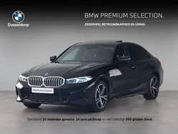 Zwart Gebruikt 2024 BMW 330e Comfort Edition Sedan | € 54.950 (Eerlijke prijs)