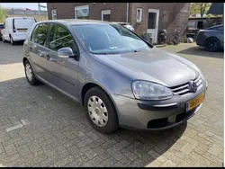 Grijs Gebruikt 2005 VW Golf IV Trendline Hatchback | € 3.000 (Iets duurder)