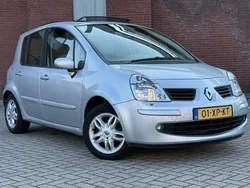 Grijs Gebruikt 2007 Renault Modus Initiale MPV | € 2.795