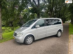 Grijs Gebruikt 2010 Mercedes Viano MPV | € 12.000 (Duur)
