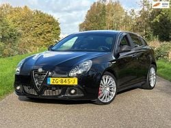 Zwart Gebruikt 2015 Alfa Romeo Giulietta Quadrifoglio Verde Hatchback | € 15.950 (Goede deal)
