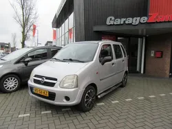 Grijs Gebruikt 2006 Opel Agila Essentia Hatchback | € 1.350 (Eerlijke prijs)