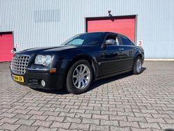 Zwart, metallic lak Gebruikt 2005 Chrysler 300C Sedan | € 3.450