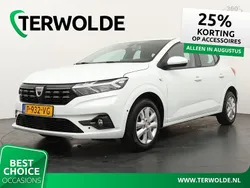 Wit Gebruikt 2022 Dacia Sandero Comfort Hatchback | € 12.795 (Eerlijke prijs)