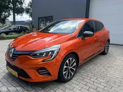 Oranje Gebruikt 2022 Renault Clio V Hatchback | € 18.500 (Super prijs)