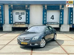 Grijs Gebruikt 2008 Opel Insignia Sport Sedan | € 8.499 (Eerlijke prijs)