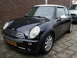 Zwart Gebruikt 2006 Mini Cooper Hatchback | € 2.750 (Goede deal)
