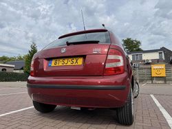 Rood Gebruikt 2007 Skoda Fabia Hatchback | € 1.450 (Eerlijke prijs)