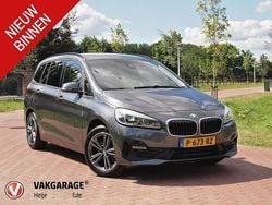 Grijs Gebruikt 2022 BMW 216 Executive Stationwagen | € 19.995 (Goede deal)
