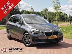 Grijs Gebruikt 2022 BMW 216 Executive Stationwagen | € 19.995 (Goede deal)