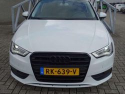 Gebruikt 2014 Audi A3 Ambiente Sedan | € 10.000 (Goede deal)