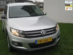 Grijs, metallic lak Gebruikt 2012 VW Tiguan Sport SUV | € 11.950 (Eerlijke prijs)