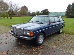 Blauwblue Gebruikt 1984 Mercedes E280 Stationwagen | € 35.900