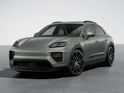 Groen Nieuw 2025 Porsche Macan SUV | € 113.622 (Goede deal)