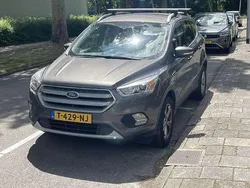 Grijs Gebruikt 2017 Ford Kuga Titanium SUV | € 12.500 (Super prijs)