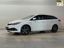 Wit Gebruikt 2019 Toyota Auris Touring Sports Stationwagen | € 19.900 (Eerlijke prijs)