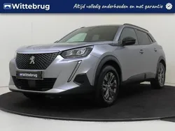 Grijs Gebruikt 2023 Peugeot e-2008 Style SUV | € 20.925 (Goede deal)