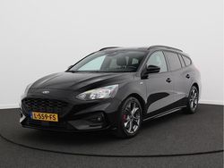 Zwart Gebruikt 2021 Ford Focus Business Edition Stationwagen | € 17.950 (Eerlijke prijs)