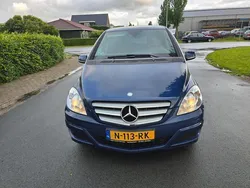 Blauw Gebruikt 2011 Mercedes B180 Business MPV | € 6.999 (Goede deal)